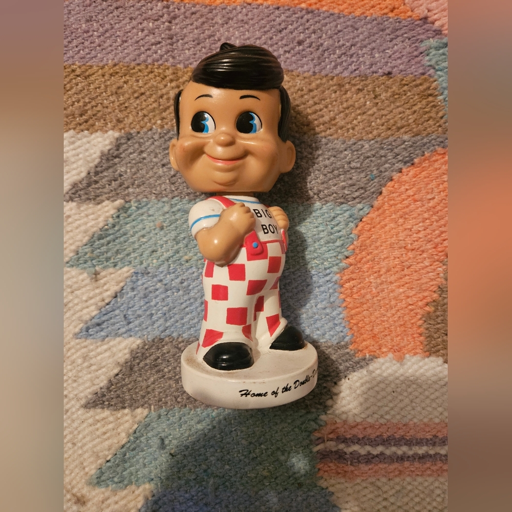 Vintage Big Boy 1998 BMRI Big Boy Wacky Wobbler Bobblehead.